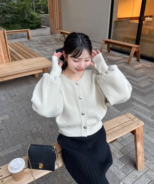 hinari（ヒナリ）の「ニュアンスボタンニットカーデ（カーディガン/ボレロ・レディース・ブラック/ライトベージュ/ライトピンク・FREE）」の11枚目の写真