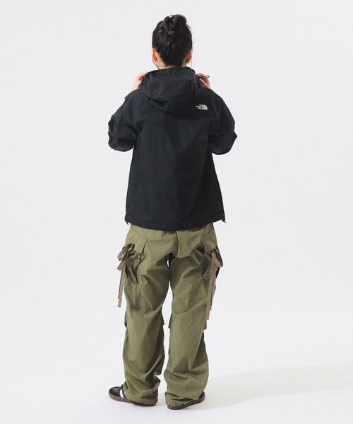 THE NORTH FACE(ザノースフェイス)の「THE NORTH FACE / ザ・ノース・フェイス / コンパクト ジャケット / NPW72530(ナイロンジャケット・レディース・カーキ/ブラック・MEDIUM/LARGE)」の3枚目の写真