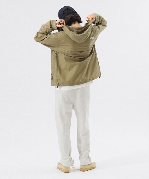 THE NORTH FACE(ザノースフェイス)の「THE NORTH FACE / ザ・ノース・フェイス / コンパクト ジャケット / NPW72530(ナイロンジャケット・レディース・カーキ/ブラック・MEDIUM/LARGE)」の9枚目の写真