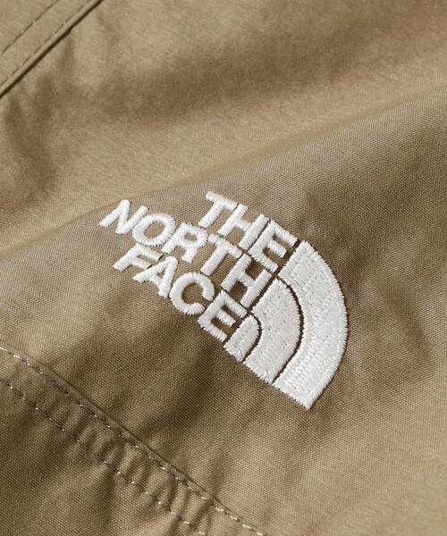 THE NORTH FACE(ザノースフェイス)の「THE NORTH FACE / ザ・ノース・フェイス / コンパクト ジャケット / NPW72530(ナイロンジャケット・レディース・カーキ/ブラック・MEDIUM/LARGE)」の22枚目の写真