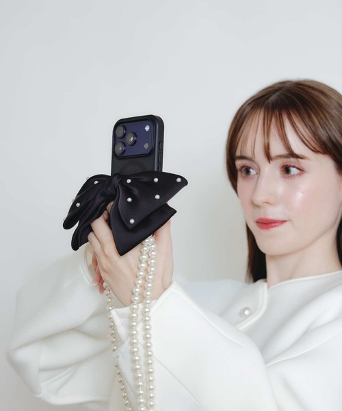 PICCIN（ピッチン）の「パール付きリボンストラップ（スマホグッズ・レディース・オフホワイト/ブラック・FREE）」の7枚目の写真