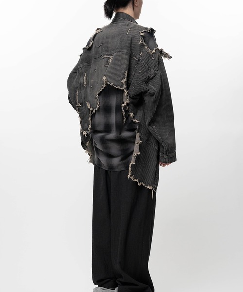 Maison MIHARA YASUHIRO(メゾンミハラヤスヒロ)の「Check Shirt Layered Denim Jacket(ブルゾン・メンズ・インディゴブルー/ブラック・44/46)」の6枚目の写真