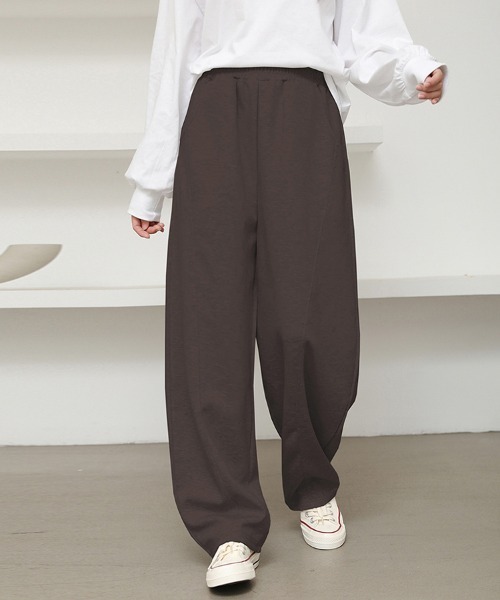 ONEP STAR(ワンピスター)の「ワイドスウェットパンツ(スウェットパンツ・レディース・ライトグレー/ブラック/ダークブラウン/オフホワイト/カーキ/ダークグレー・MEDIUM/LARGE)」の6枚目の写真