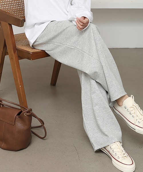 ONEP STAR(ワンピスター)の「ワイドスウェットパンツ(スウェットパンツ・レディース・ライトグレー/ブラック/ダークブラウン/オフホワイト/カーキ/ダークグレー・MEDIUM/LARGE)」の9枚目の写真