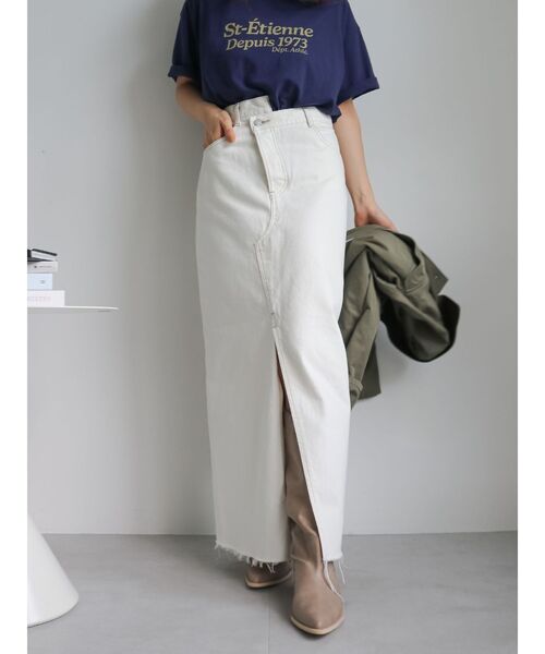 Ungrid（アングリッド）の「スリットデザインデニムスカート（スカート・レディース・ブラック/オフホワイト・MEDIUM/SMALL）」の10枚目の写真