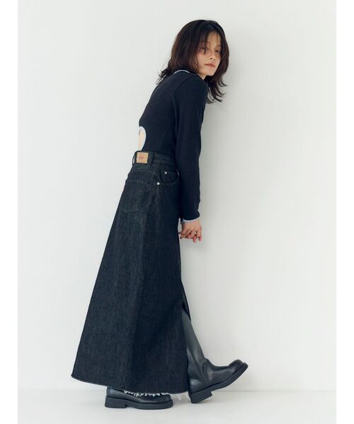 Ungrid（アングリッド）の「スリットデザインデニムスカート（スカート・レディース・ブラック/オフホワイト・MEDIUM/SMALL）」の20枚目の写真