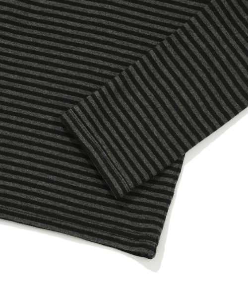 Retriever Club（レトリーバークラブ）の「PATTERN HENLEY NECK [BLACK]（Tシャツ/カットソー・レディース・その他・FREE）」の5枚目の写真