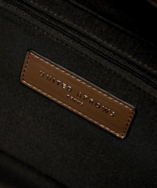 UNITED ARROWS(ユナイテッドアローズ)の「キャンバスコンビ スクエア トートバッグ(トートバッグ・レディース・ブラック/ブラウン・FREE)」の3枚目の写真