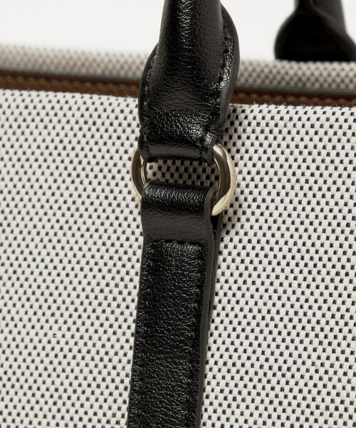 UNITED ARROWS(ユナイテッドアローズ)の「キャンバスコンビ スクエア トートバッグ(トートバッグ・レディース・ブラック/ブラウン・FREE)」の4枚目の写真