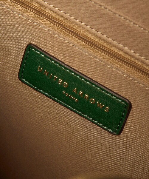 UNITED ARROWS(ユナイテッドアローズ)の「キャンバスコンビ スクエア トートバッグ(トートバッグ・レディース・ブラック/ブラウン・FREE)」の8枚目の写真