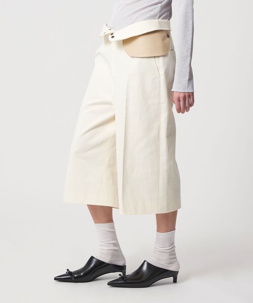 6（ロク）の「＜6(ROKU)＞コットン ハイウエスト パンツ（その他パンツ・レディース・ベージュ/オフホワイト・36/34/38）」の2枚目の写真