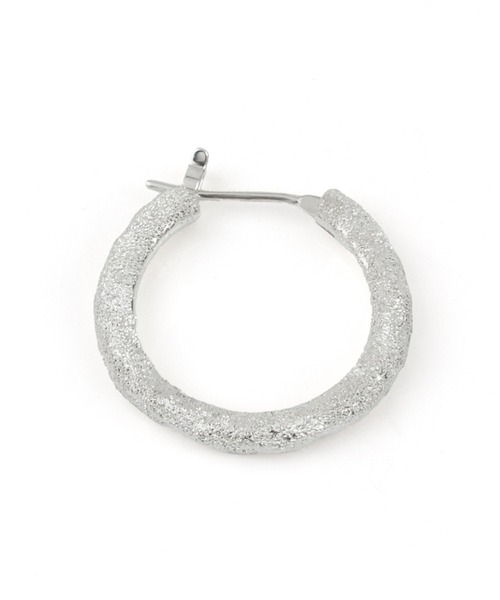 e.m.（イーエム）の「スターダストフープピアス(M)/シルバー/レディース/メンズ/2026WinterCollection（ピアス（片耳用）・レディース・シルバー・FREE）」の11枚目の写真