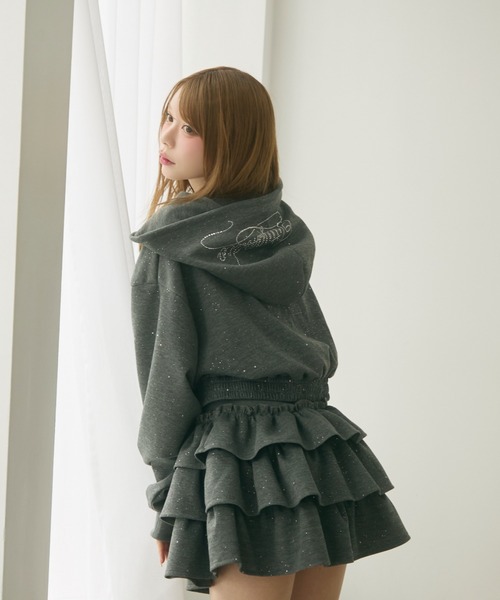 TITTY&CO.(ティティーアンドコー)の「ロゴラインストーン付きスウェットセットアップ(セットアップ・レディース・グレー/ブラック・FREE)」の20枚目の写真