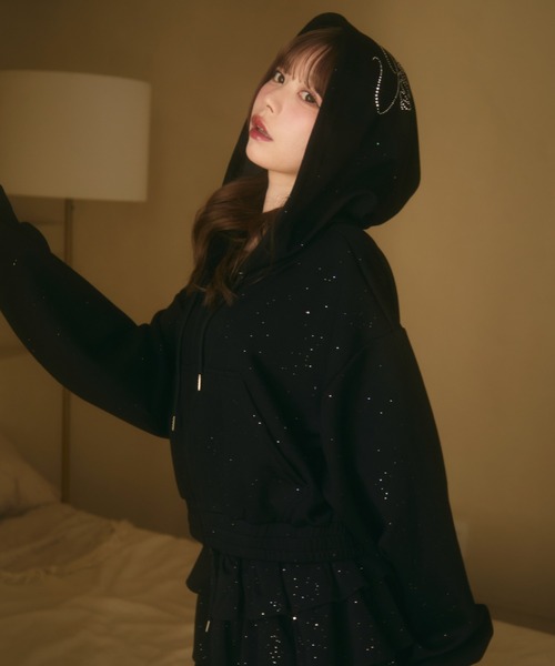 TITTY&CO.(ティティーアンドコー)の「ロゴラインストーン付きスウェットセットアップ(セットアップ・レディース・グレー/ブラック・FREE)」の12枚目の写真