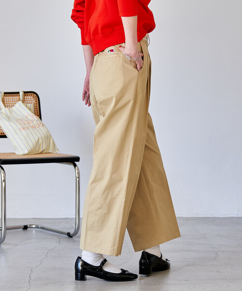 FREAK'S STORE(フリークスストア)の「FRUIT OF THE LOOM × FREAK'S STORE/フルーツオブザルーム 別注 ロゴベルト付き ツイルパンツ/トリミング(スラックス・レディース・ピンク/ベージュ/ネイビー・SMALL/MEDIUM)」の18枚目の写真