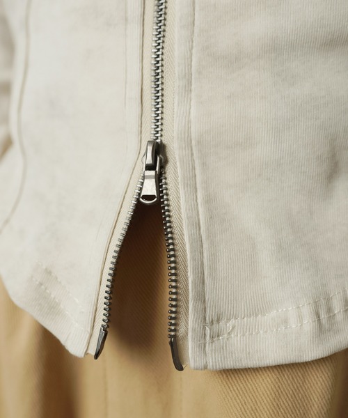 SPINNS（スピンズ）の「レイヤード風長袖ジップカットソー/ムラ染め風（Tシャツ/カットソー・レディース・チャコール/オフホワイト・ONESIZE）」の18枚目の写真