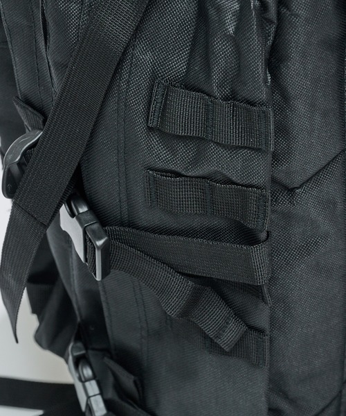 MAISON CLUB(メゾンクラブ)の「【MAISON CLUB】TACTICAL Backpack / タクティカルバックパック KNF-YI(バックパック/リュック・メンズ・カーキ/ブラック・FREE)」の5枚目の写真