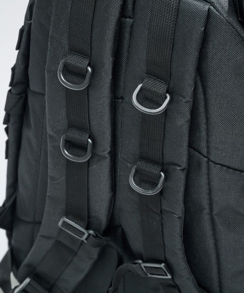 MAISON CLUB(メゾンクラブ)の「【MAISON CLUB】TACTICAL Backpack / タクティカルバックパック KNF-YI(バックパック/リュック・メンズ・カーキ/ブラック・FREE)」の6枚目の写真
