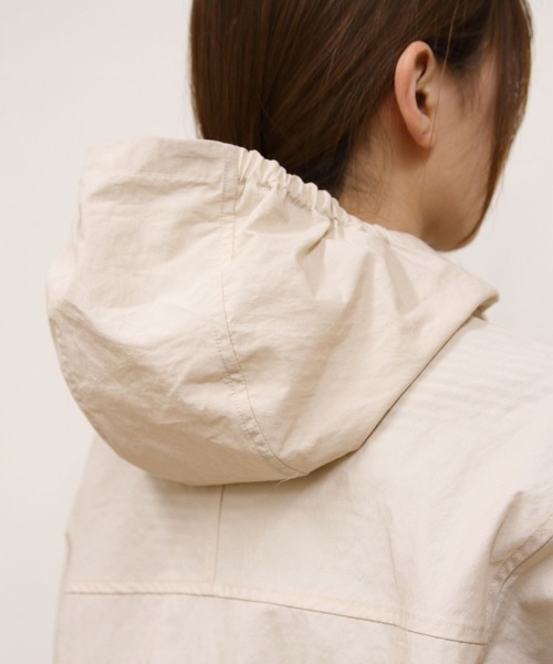 ORCIVAL(オーシバル)の「ORCIVAL/オーシバル フーデッドライトアウター HOODED LIGHT OUTER OR-A0778 NCK(ナイロンジャケット・レディース・ベージュ/ブルーグレー・1)」の5枚目の写真