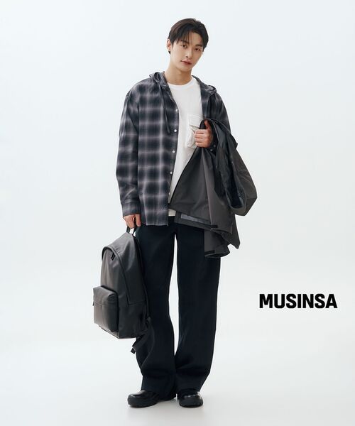 MUSINSA STANDARD（ムシンサスタンダード）の「シンセティックレザーリュックサック[ブラック]（バックパック/リュック・レディース・その他・FREE）」の11枚目の写真