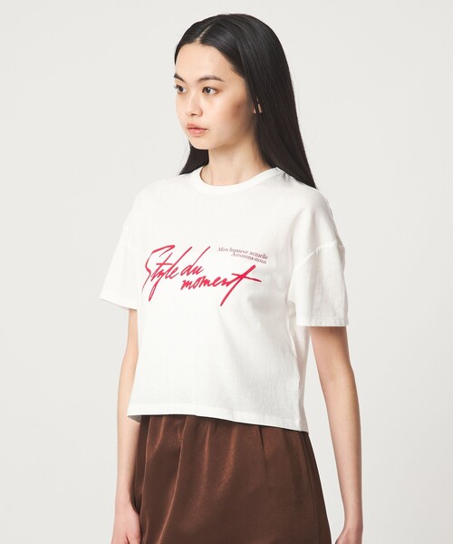 EMMEL REFINES(エメルリファインズ)の「<EMMEL REFINES>EM ロゴプリント ボックス Tシャツ(Tシャツ/カットソー・レディース・ホワイト/グレー・FREE)」の3枚目の写真