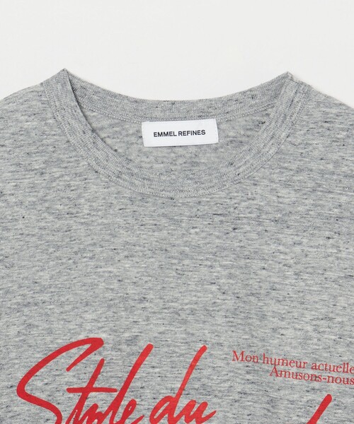 EMMEL REFINES(エメルリファインズ)の「<EMMEL REFINES>EM ロゴプリント ボックス Tシャツ(Tシャツ/カットソー・レディース・ホワイト/グレー・FREE)」の9枚目の写真