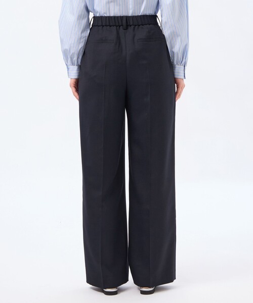 MACKINTOSH PHILOSOPHY（ﾏｯｷﾝﾄｯｼｭ ﾌｨﾛｿﾌｨｰ）の「【LEE4月号/蛯原友里さん着用】【TROTTER（トロッター）シリーズ】アクションツイルワイドパンツ（その他パンツ・レディース・ダークネイビー/ベージュ・38/36）」の8枚目の写真