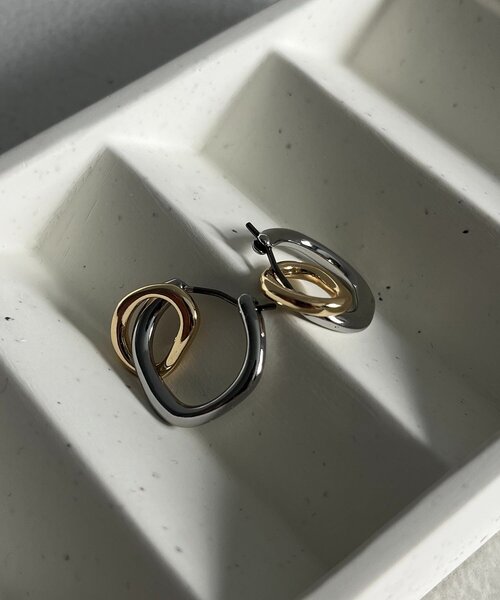 CAPRICIEUX LE'MAGE（カプリシューレマージュ）の「〈GOLDY/ゴールディ〉2WAYリングピアス（ネックレス・レディース・シルバー/ゴールド・FREE）」の8枚目の写真