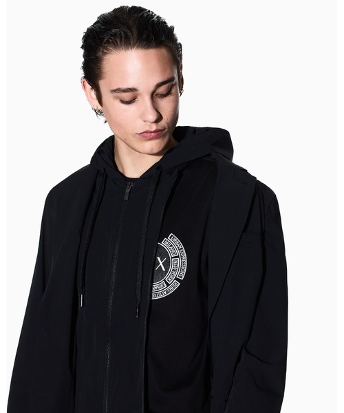 ARMANI EXCHANGE（アルマーニエクスチェンジ）の「【A|X アルマーニ エクスチェンジ】ストレッチナイロン フーデッドジャケット（テーラードジャケット・メンズ・ブラック・42/40）」の3枚目の写真