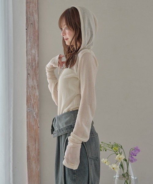 mideal(マイディール)の「sheer long sleeve hoodie tops / シアーロングスリーブフーディトップス(Tシャツ/カットソー・レディース・グレイッシュブルー/アイボリー/ピンク・FREE)」の19枚目の写真