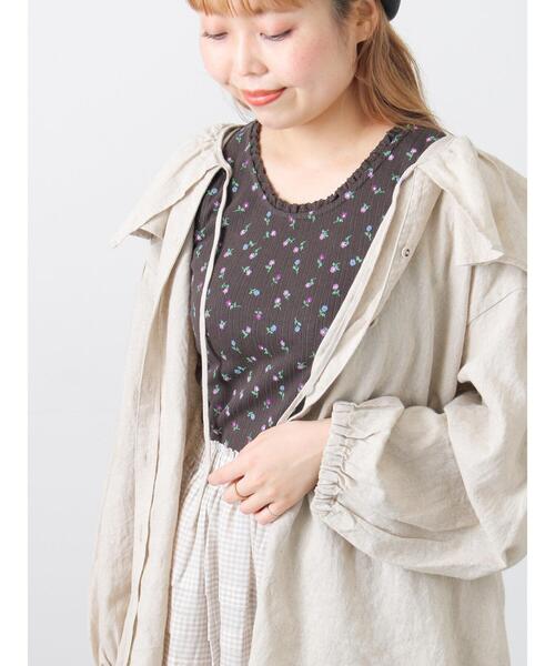 Samansa Mos2(サマンサ モスモス)の「花柄パターンメッシュレース付ノースリーブ(Tシャツ/カットソー・レディース・オフホワイト/チャコールグレー/キナリ・F)」の3枚目の写真