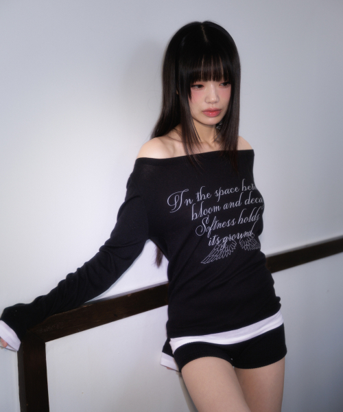 ROSEFRANTZ（ロゼフランツ）の「Lettering Angel Long Sleeve [Black]（Tシャツ/カットソー・レディース・ブラック・OS）」の3枚目の写真