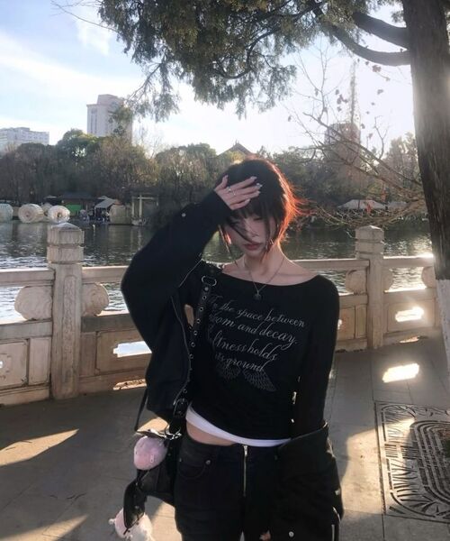 ROSEFRANTZ（ロゼフランツ）の「Lettering Angel Long Sleeve [Black]（Tシャツ/カットソー・レディース・ブラック・OS）」の16枚目の写真