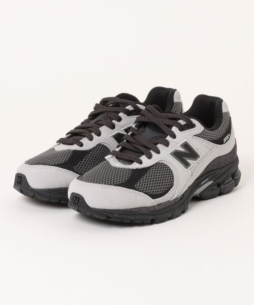 NEW BALANCE(ニューバランス)の「NEW BALANCE ニューバランス U2002 10D(D) U2002 10D GRAY/BLACK(10D)(スニーカー・メンズ・グレー・22.5cm/23.0cm/23.5cm/24.0cm/24.5cm/25.0cm/25.5cm/26.0cm/26.5cm/27.0cm/27.5cm/28.0cm/29.0cm/28.5cm)」の1枚目の写真