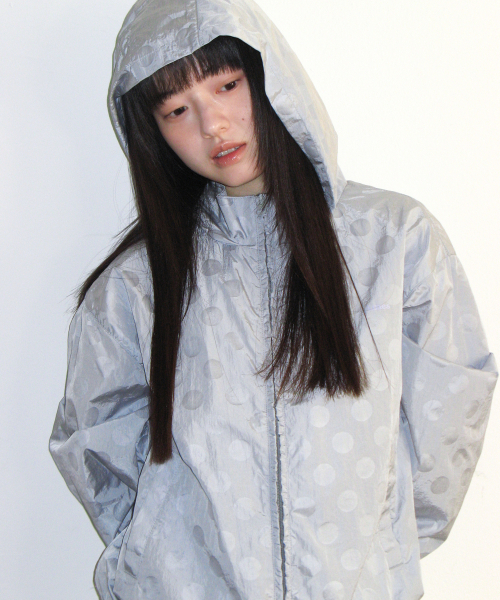 AMESWORLDWIDE（アメスワールドワイド）の「GLOSSY DOT WINDBREAKER BLUE（ナイロンジャケット・レディース・その他・FREE）」の7枚目の写真