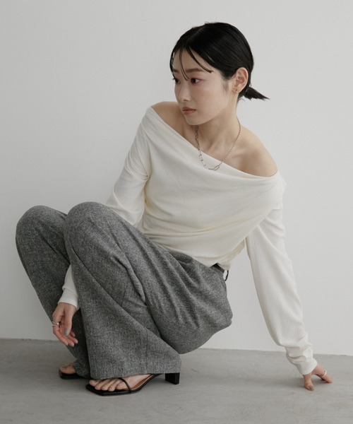 Aunt Marie's（アントマリーズ）の「リブドレープトップス（Tシャツ/カットソー・レディース・グレー/アイボリー/ブラック/ライトブルー・FREE）」の2枚目の写真