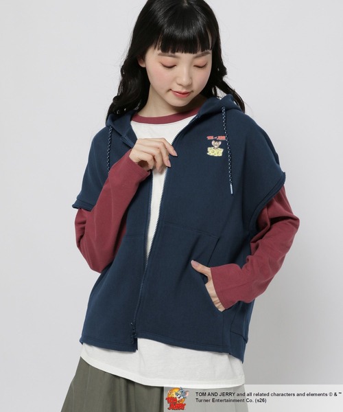 niko and...（ニコアンド）の「【トムとジェリー】コラボ フーディベスト（ベスト・レディース・グレー/ネイビー・FREE）」の2枚目の写真