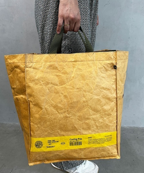 TIMELESS COMFORT(タイムレスコンフォート)の「WEEKEND(ER)(ウィークエンダー)COOLBAG SUNDRY(トートバッグ・レディース・ナチュラル/グレー・ONE SIZE)」の13枚目の写真