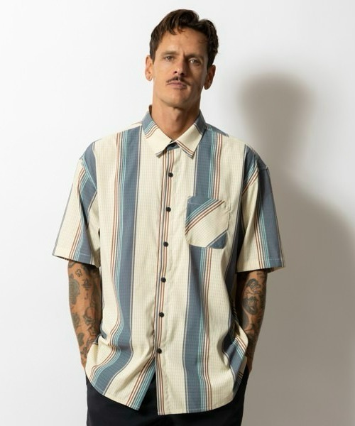 ROARK REVIVAL(ロアークリバイバル)の「【ROARK】"VERTICAL STRIPES" BLESS UP S/S(シャツ/ブラウス・メンズ・アイボリー・X-LARGE/LARGE/MEDIUM)」の7枚目の写真