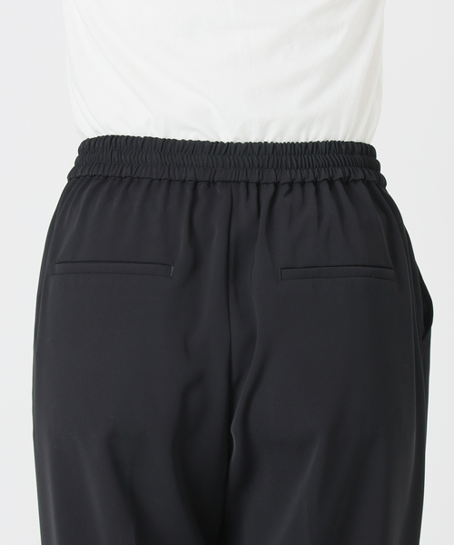 SLOBE IENA（スローブイエナ）の「《4サイズ展開/》ピンタックセミフレアパンツ（その他パンツ・レディース・ブラック・36/38/40/34）」の14枚目の写真