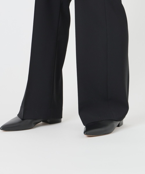 SLOBE IENA（スローブイエナ）の「《4サイズ展開/》ピンタックセミフレアパンツ（その他パンツ・レディース・ブラック・36/38/40/34）」の17枚目の写真