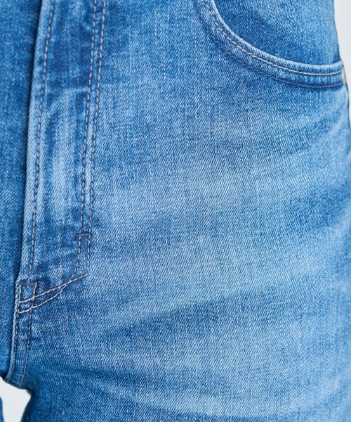 YANUK(ヤヌーク)の「ブーツカット"SHANNY"(デニムパンツ・レディース・ライトブルー・27inch/26inch/25inch/24inch/23inch/22inch/21inch)」の12枚目の写真