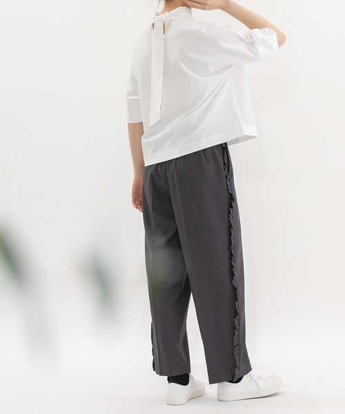 nop de nod(ノップドゥノッド)の「USコットン後ろボーカラー布帛Tシャツ(Tシャツ/カットソー・レディース・ブラック/ネイビー/オフホワイト/レッド・3)」の20枚目の写真