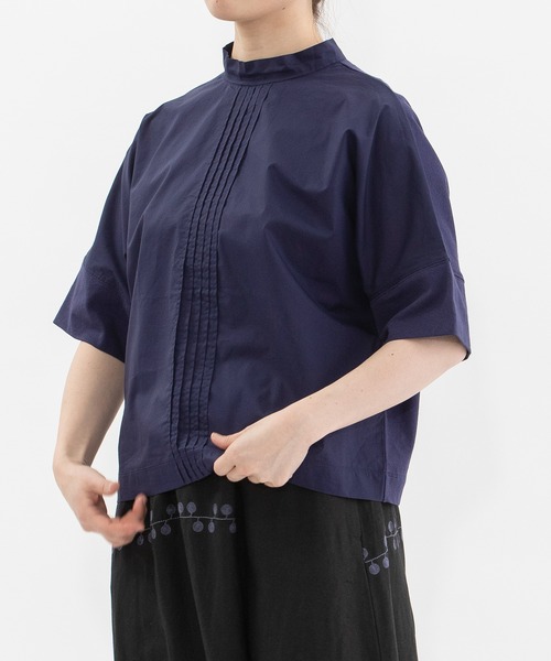 nop de nod(ノップドゥノッド)の「USコットン後ろボーカラー布帛Tシャツ(Tシャツ/カットソー・レディース・ブラック/ネイビー/オフホワイト/レッド・3)」の11枚目の写真
