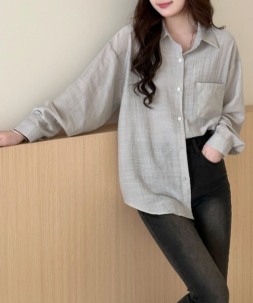 DAY CLOSET（デイ クローゼット）の「【セットアップ】ふわっと透け感まとう。長袖シースルーラウンドヘムシャツ+キャミソール 2点セットレディース（Tシャツ/カットソー・レディース・ホワイト/ブラック/アイボリー/グレー/ブルー・FREE）」の22枚目の写真