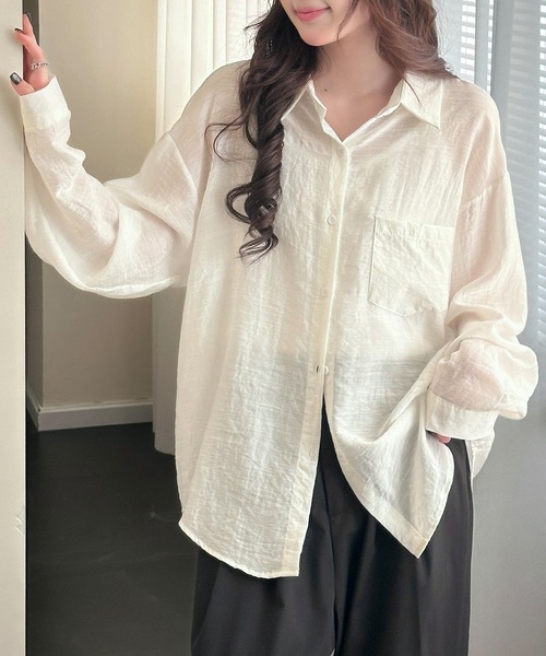 DAY CLOSET（デイ クローゼット）の「【セットアップ】ふわっと透け感まとう。長袖シースルーラウンドヘムシャツ+キャミソール 2点セットレディース（Tシャツ/カットソー・レディース・ホワイト/ブラック/アイボリー/グレー/ブルー・FREE）」の8枚目の写真