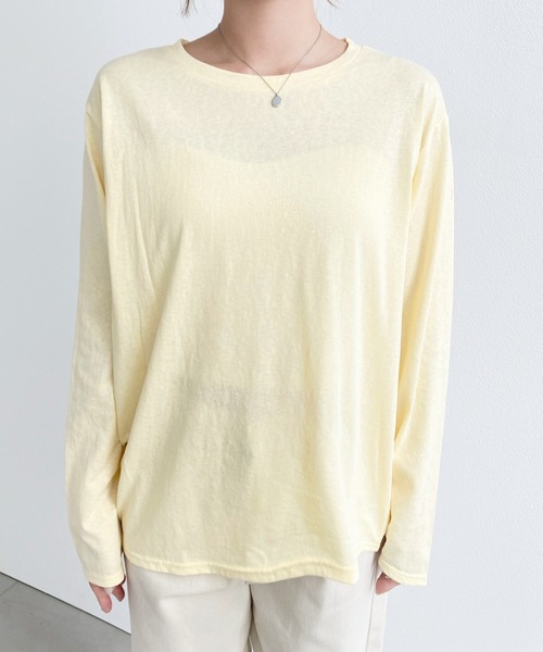moment+(モーメントプラス)の「ヘンリーネックレイヤードロングTシャツ(ヘンリーネックロンT+ロンT2枚セット)(Tシャツ/カットソー・レディース・レッド/ピンク/オフホワイト/杢グレー/イエロー/ブラック・M)」の16枚目の写真