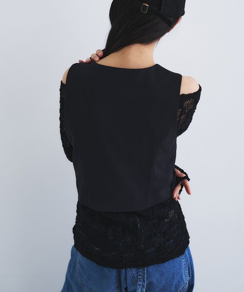 CODE A（コードエー）の「front hook short vest（ベスト・レディース・ブラック/ベージュ・00）」の9枚目の写真