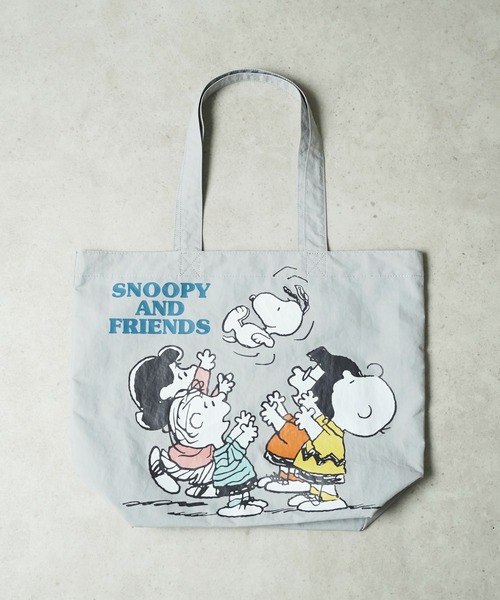 PEANUTS(ピーナッツ)の「"09"≪PEANUTS≫1ポケット ナイロン プリント トートバッグ(トートバッグ・レディース・ライラック/ベージュ/グレー・ONE SIZE)」の10枚目の写真