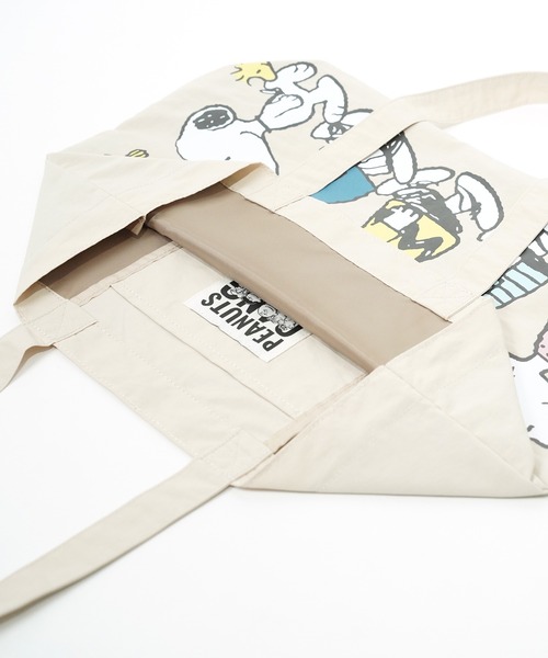 PEANUTS(ピーナッツ)の「"09"≪PEANUTS≫1ポケット ナイロン プリント トートバッグ(トートバッグ・レディース・ライラック/ベージュ/グレー・ONE SIZE)」の21枚目の写真